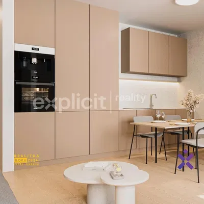 Σαλόνι; ξύλινο πάτωμα, φυσικό φως, μοντέρνο στυλ, ψηλά ταβάνια