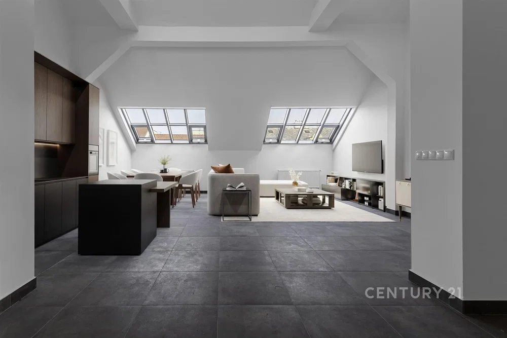 Cucina; elettrodomestici, pavimento in legno, luce naturale, stile moderno, ristrutturato