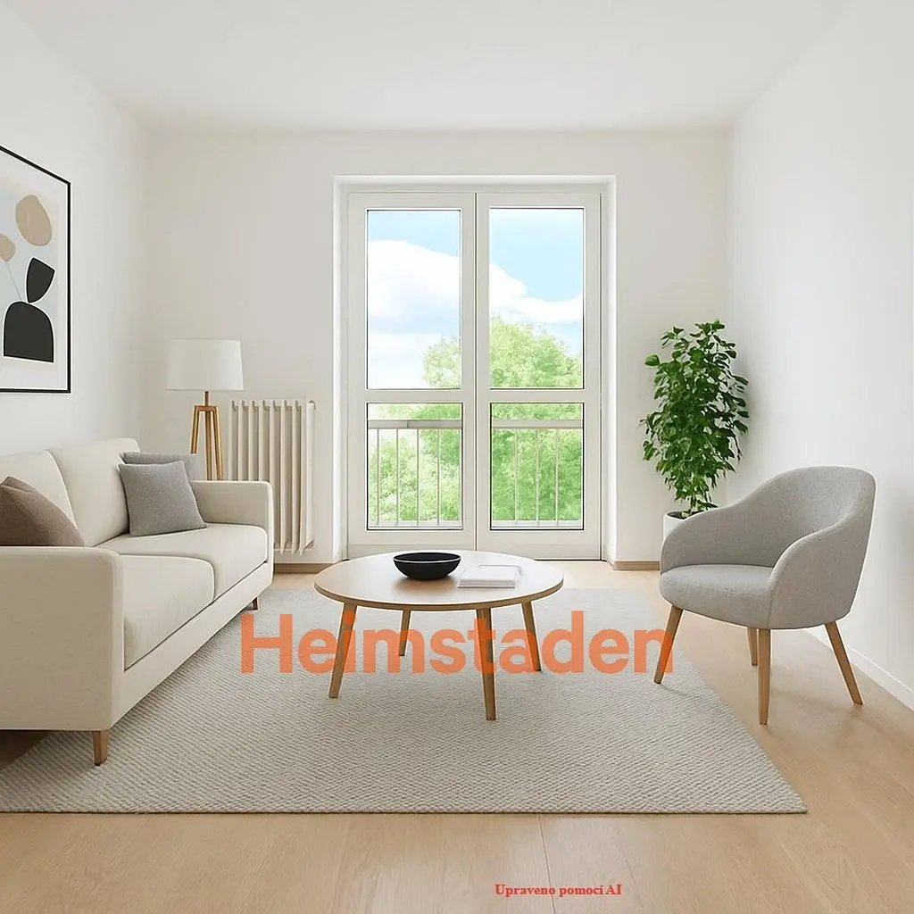 Obývačka; drevená podlaha, prirodzené svetlo, moderný štýl, vysoké stropy