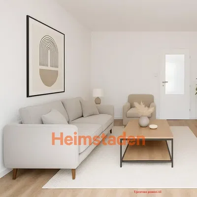 Soggiorno; pavimento in legno, luce naturale, stile moderno, soffitti alti