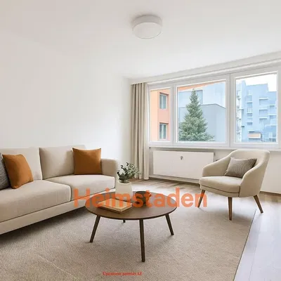 Хол; дървен под, естествена светлина, модерен стил, високи тавани