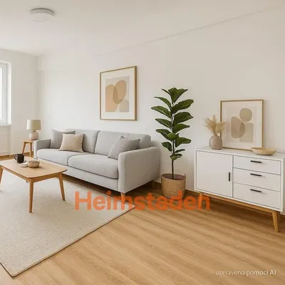 Wohnzimmer; holzboden, tageslicht, moderner stil, hohe decken