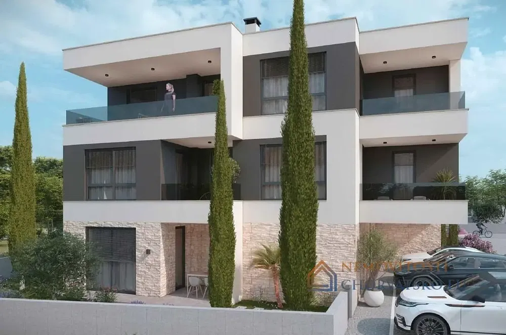 Salon; podłoga drewniana, światło dzienne, styl nowoczesny, wysokie sufity