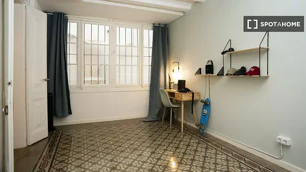 Küche; küchengeräte, holzboden, tageslicht, moderner stil