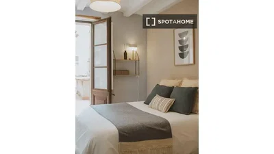 Küche; küchengeräte, fliesenboden, tageslicht, moderner stil
