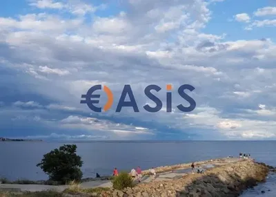 Living room; wood floor, natural light, modern style, high ceiling