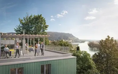 Soggiorno; pavimento in legno, luce naturale, stile moderno, soffitti alti