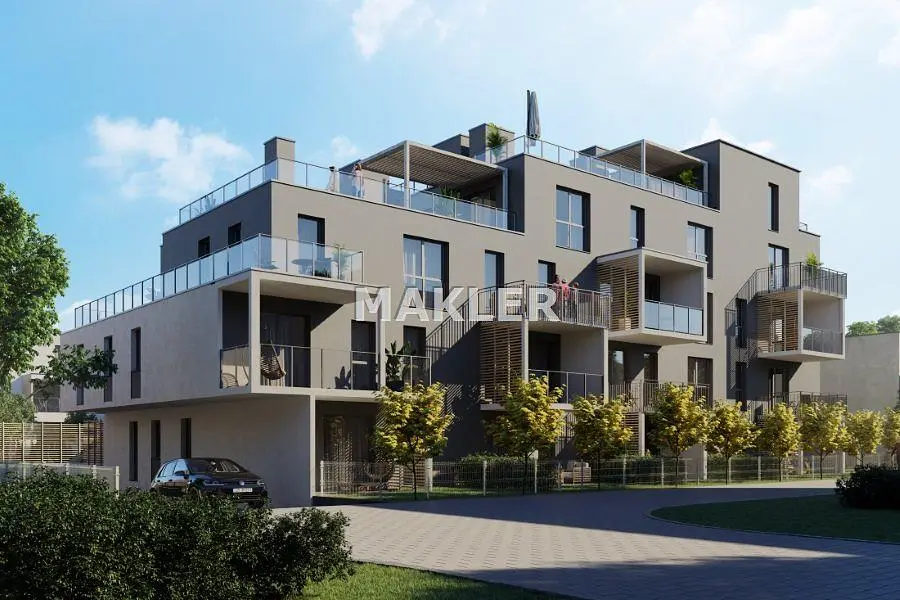 Keuken; keukenapparatuur, houten vloer, natuurlijk licht, moderne stijl, gerenoveerd