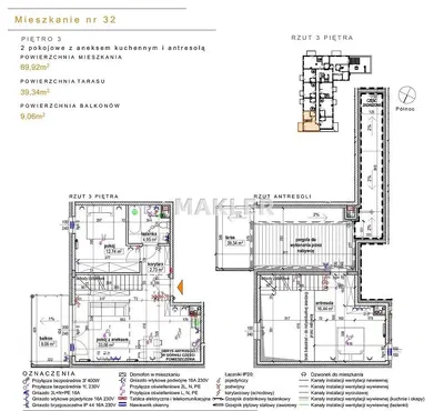 Woonkamer; houten vloer, natuurlijk licht, moderne stijl, hoge plafonds