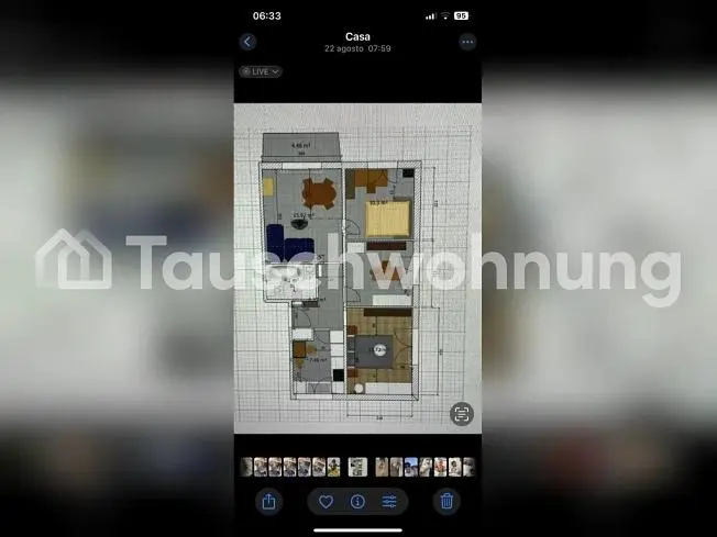 Living room; wood floor, natural light, modern style, high ceiling