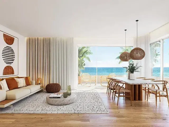 Obývačka; drevená podlaha, prirodzené svetlo, moderný štýl, vysoké stropy