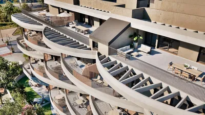 Kuhinja; kućanski aparati, drveni pod, prirodna svjetlost, moderan stil, renoviran