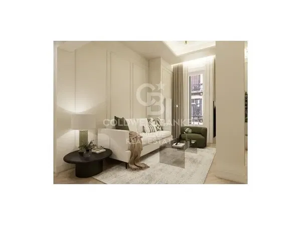 Σαλόνι; ξύλινο πάτωμα, φυσικό φως, μοντέρνο στυλ, ψηλά ταβάνια