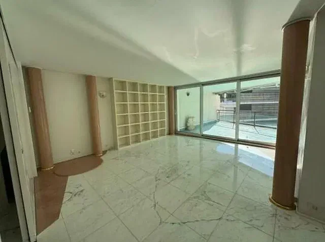 Küche; küchengeräte, holzboden, tageslicht, moderner stil, renoviert