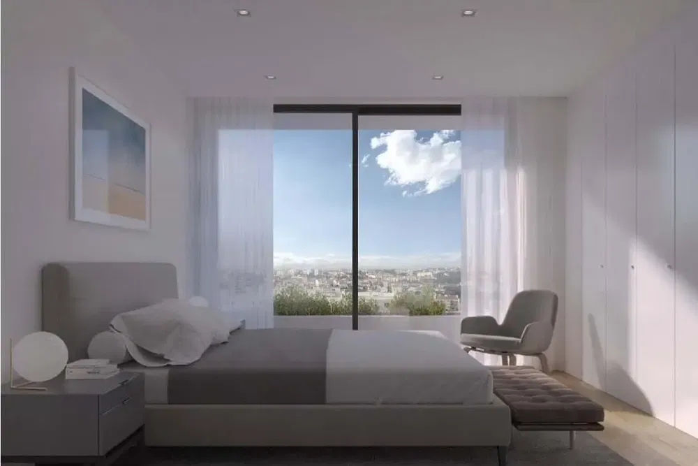 Salon; parquet, lumière naturelle, style moderne, hauteur sous plafond