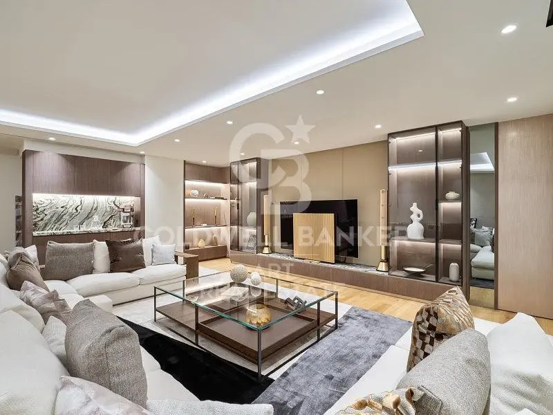 Küche; küchengeräte, holzboden, tageslicht, moderner stil, renoviert