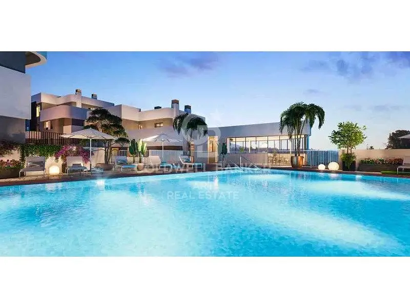 Mutfak; mutfak aletleri, ahşap zemin, doğal ışık, modern stil, tadilatlı