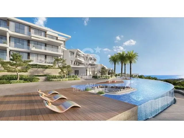 Wohnzimmer; holzboden, tageslicht, moderner stil, hohe decken