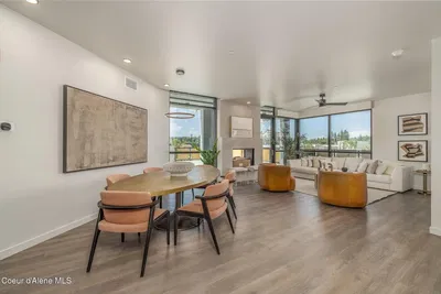 مطبخ; أجهزة المطبخ, أرضية خشبية, ضوء طبيعي, أسلوب عصري, مجدد