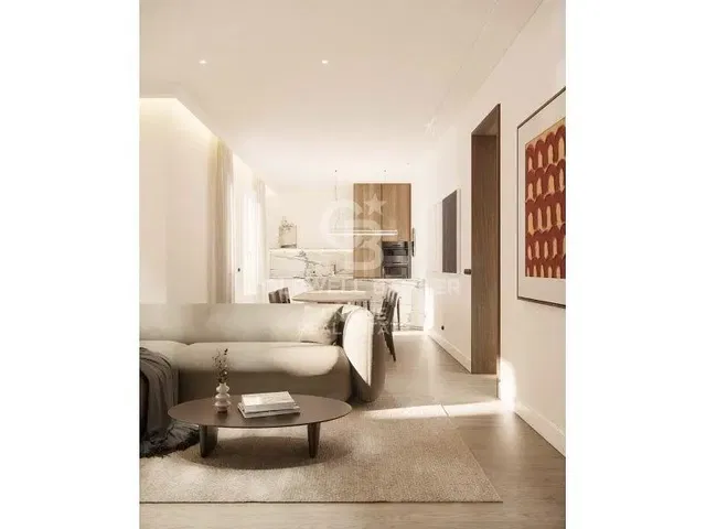 Wohnzimmer; holzboden, tageslicht, moderner stil, hohe decken