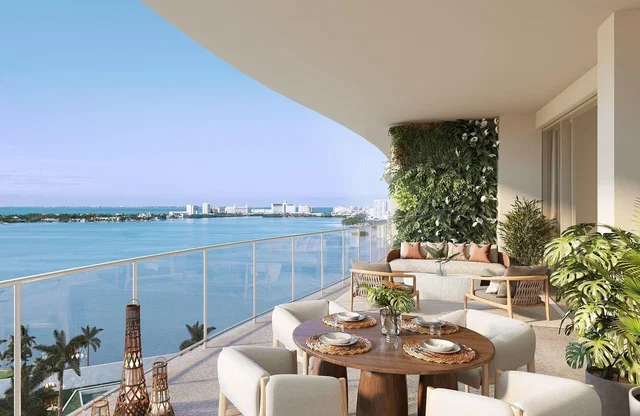 Soggiorno; pavimento in legno, luce naturale, stile moderno, soffitti alti