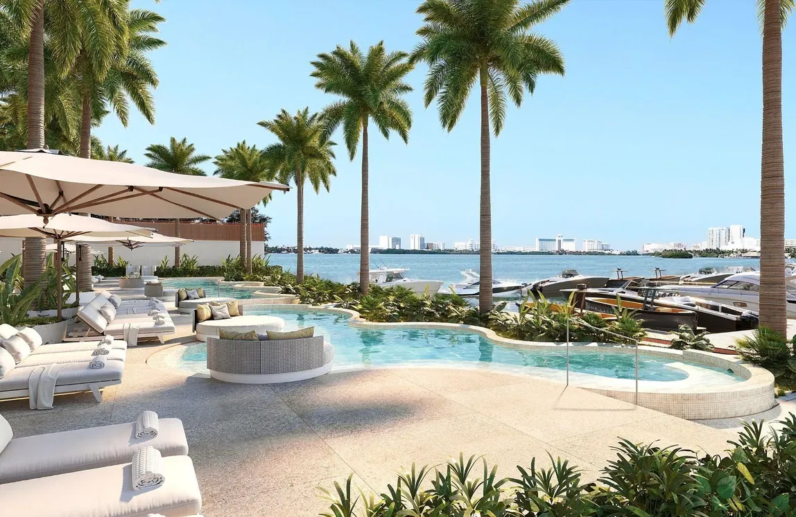 Living room; wood floor, natural light, modern style, high ceiling