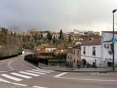 Küche; küchengeräte, holzboden, tageslicht, moderner stil, renoviert