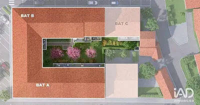 Κουζίνα; συσκευές κουζίνας, ξύλινο πάτωμα, φυσικό φως, μοντέρνο στυλ