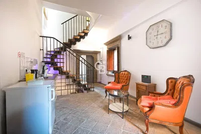 Küche; küchengeräte, holzboden, tageslicht, moderner stil, renoviert