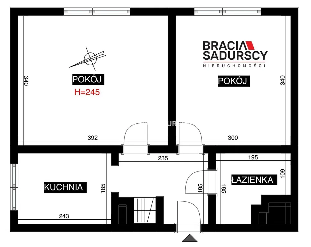 Living room; wood floor, natural light, modern style, high ceiling