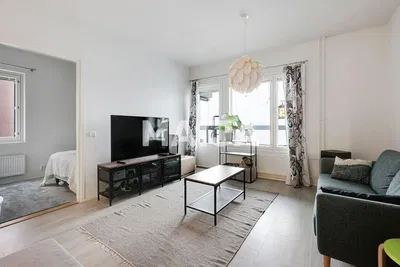 Küche; küchengeräte, holzboden, tageslicht, moderner stil, renoviert