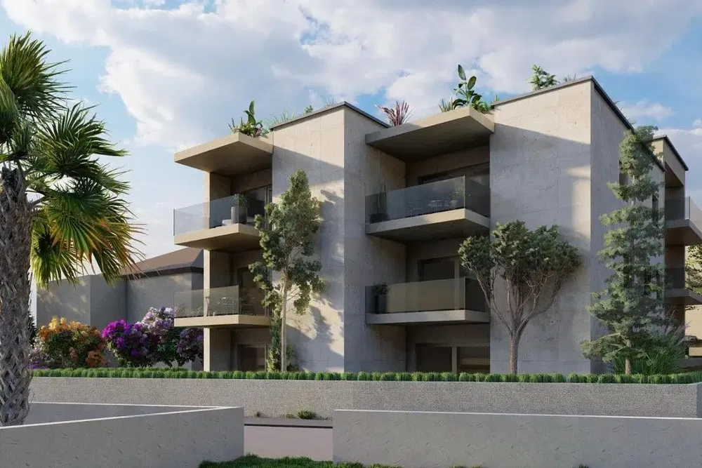 Кухиња; кухињски апарати, дрвени под, природно светло, модерни стил, реновиран