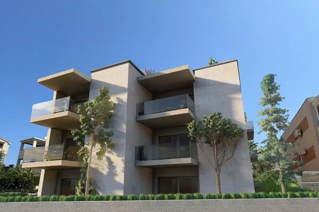 Woonkamer; houten vloer, natuurlijk licht, moderne stijl, hoge plafonds