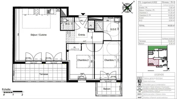 Obývačka; drevená podlaha, prirodzené svetlo, moderný štýl, vysoké stropy