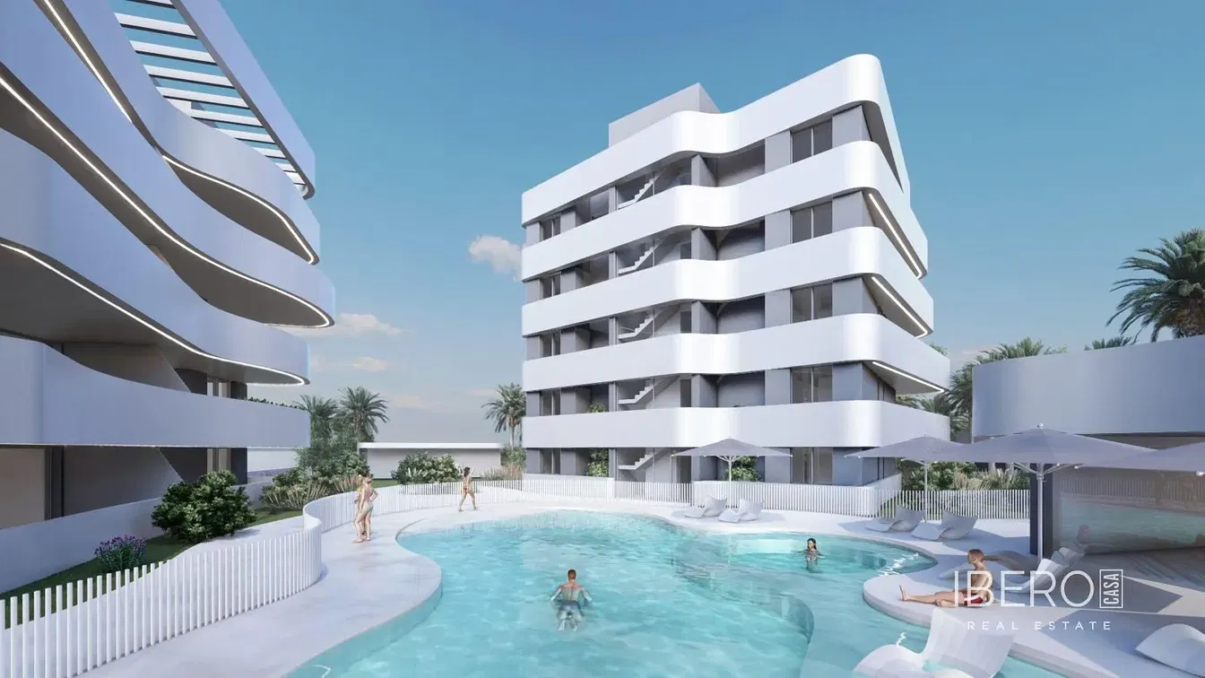 Wohnzimmer; holzboden, tageslicht, moderner stil, hohe decken