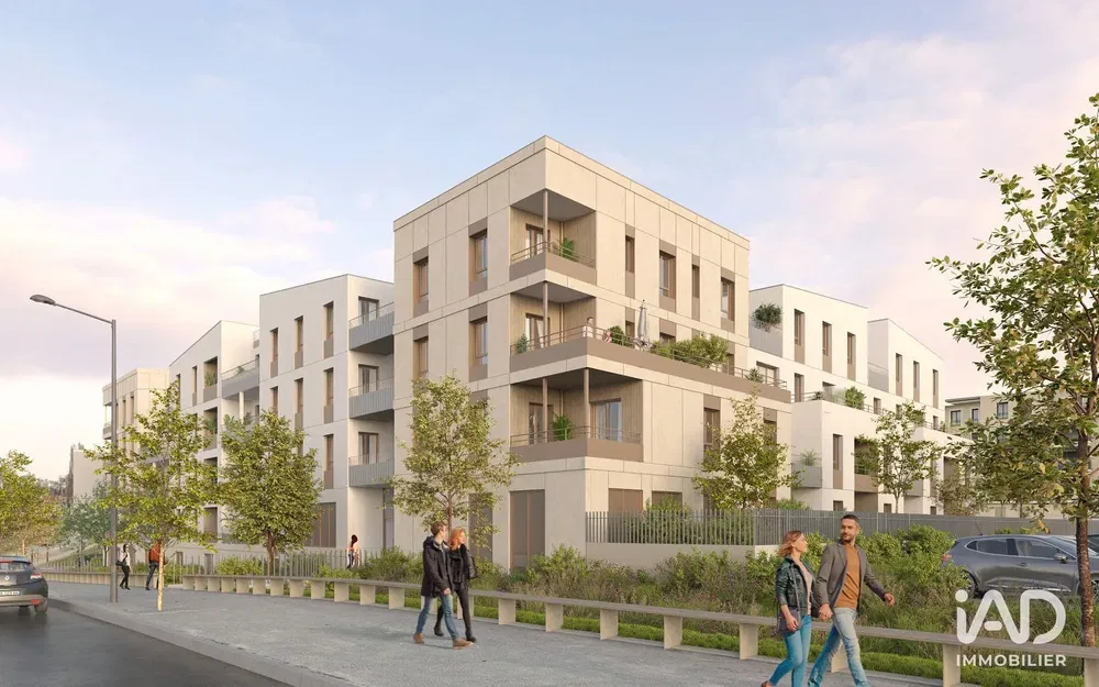 Keuken; keukenapparatuur, houten vloer, natuurlijk licht, moderne stijl, gerenoveerd