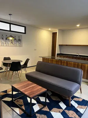 Salon; parquet, lumière naturelle, style moderne, hauteur sous plafond