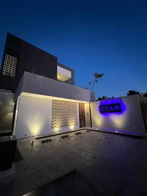 Salon; parquet, lumière naturelle, style moderne, hauteur sous plafond