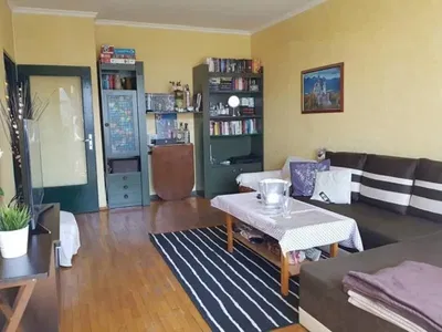 Mutfak; mutfak aletleri, fayans zemin, doğal ışık, modern stil, tadilatlı