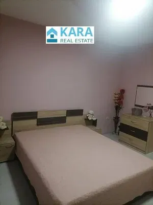 Küche; küchengeräte, holzboden, tageslicht, moderner stil, renoviert