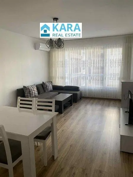 Küche; küchengeräte, holzboden, tageslicht, moderner stil, renoviert