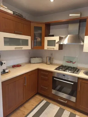 Küche; küchengeräte, holzboden, tageslicht, moderner stil, renoviert