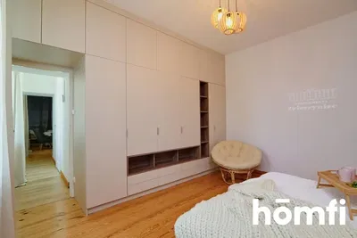 Κουζίνα; συσκευές κουζίνας, πλακάκια, φυσικό φως, μοντέρνο στυλ, ανακαινισμένο