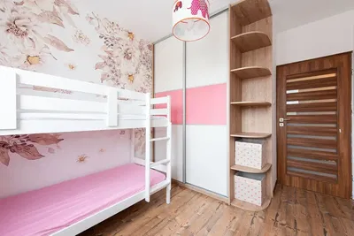 Küche; küchengeräte, holzboden, tageslicht, moderner stil, renoviert