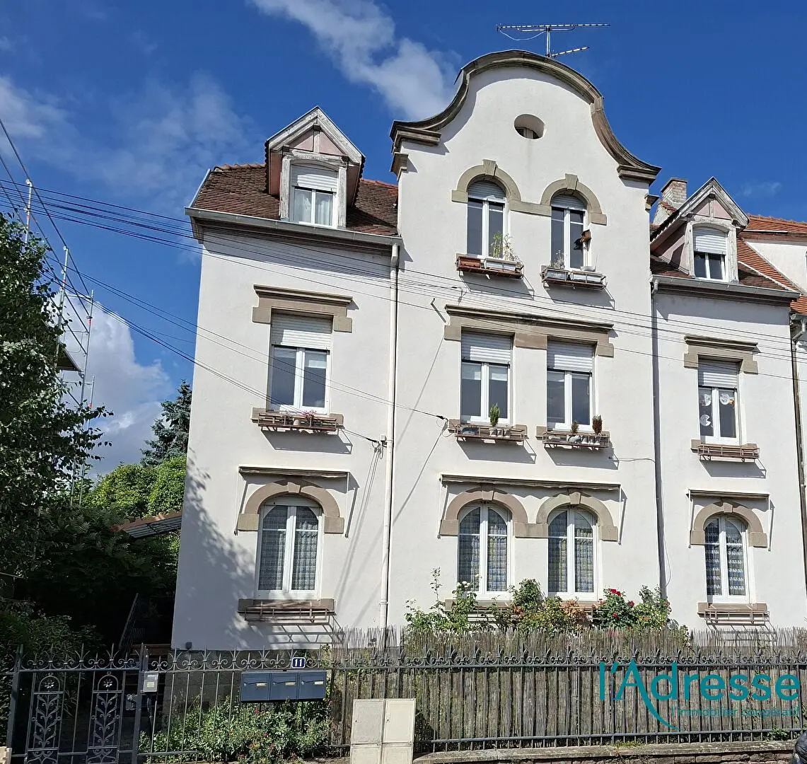 Küche; küchengeräte, holzboden, tageslicht, moderner stil, renoviert