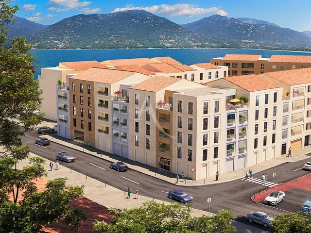 Cocina; electrodomésticos, suelo de madera, luz natural, estilo moderno, renovado