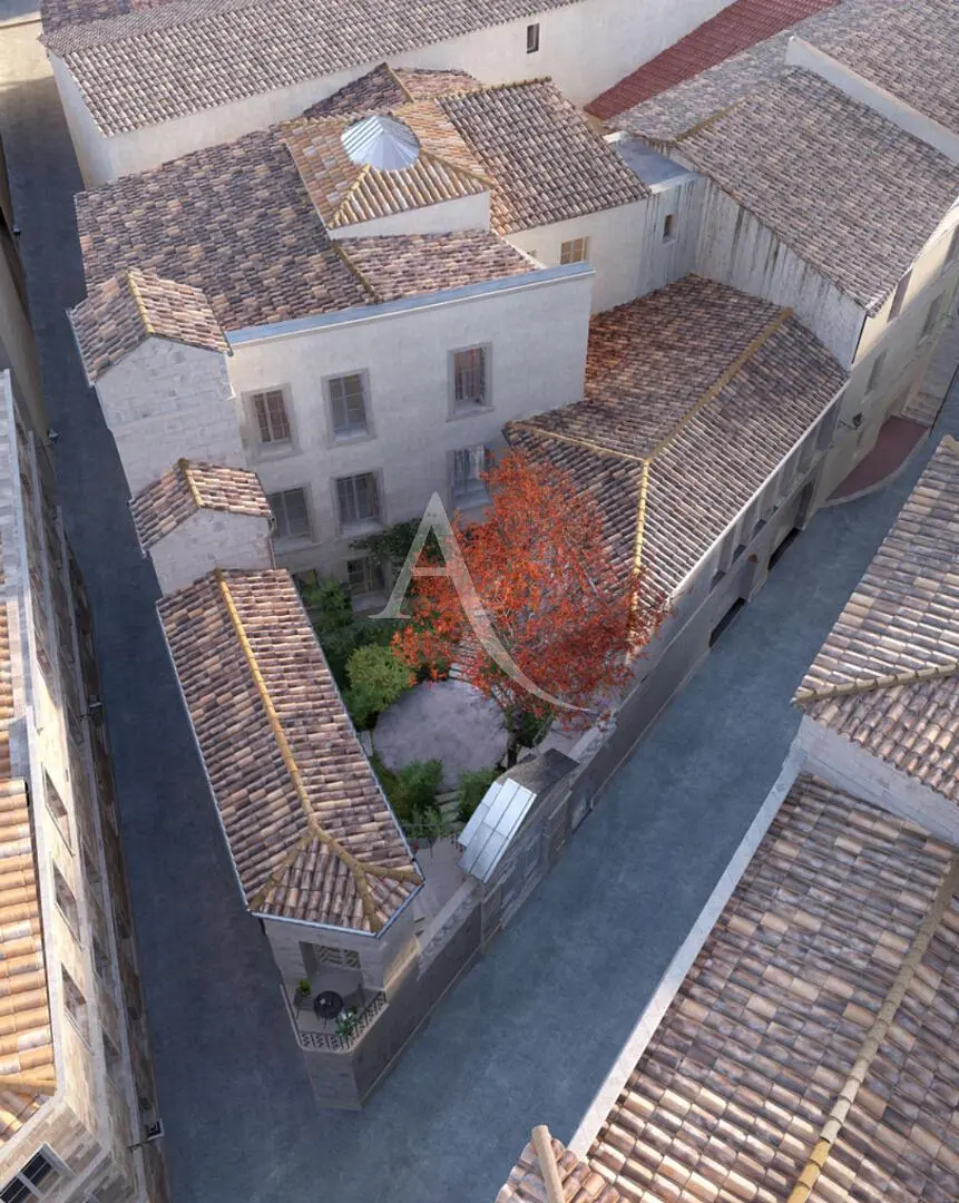 Sala de estar; chão de madeira, luz natural, estilo moderno, teto alto