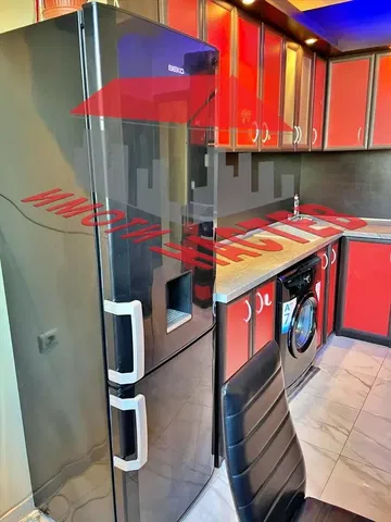 Salón; suelo de madera, luz natural, estilo moderno, techos altos