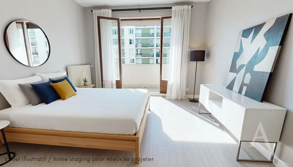 Хол; дървен под, естествена светлина, модерен стил, високи тавани