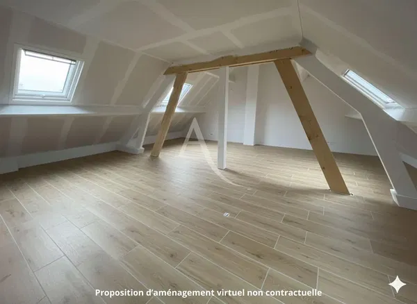 Хол; дървен под, естествена светлина, модерен стил, високи тавани